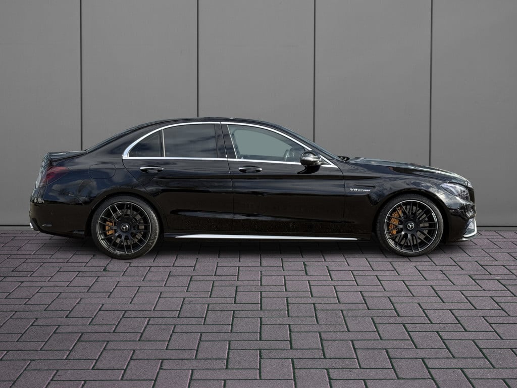 Mercedes-Benz C-Klasse amg 63 s | nl-auto | dealer ond. | full option | btw
