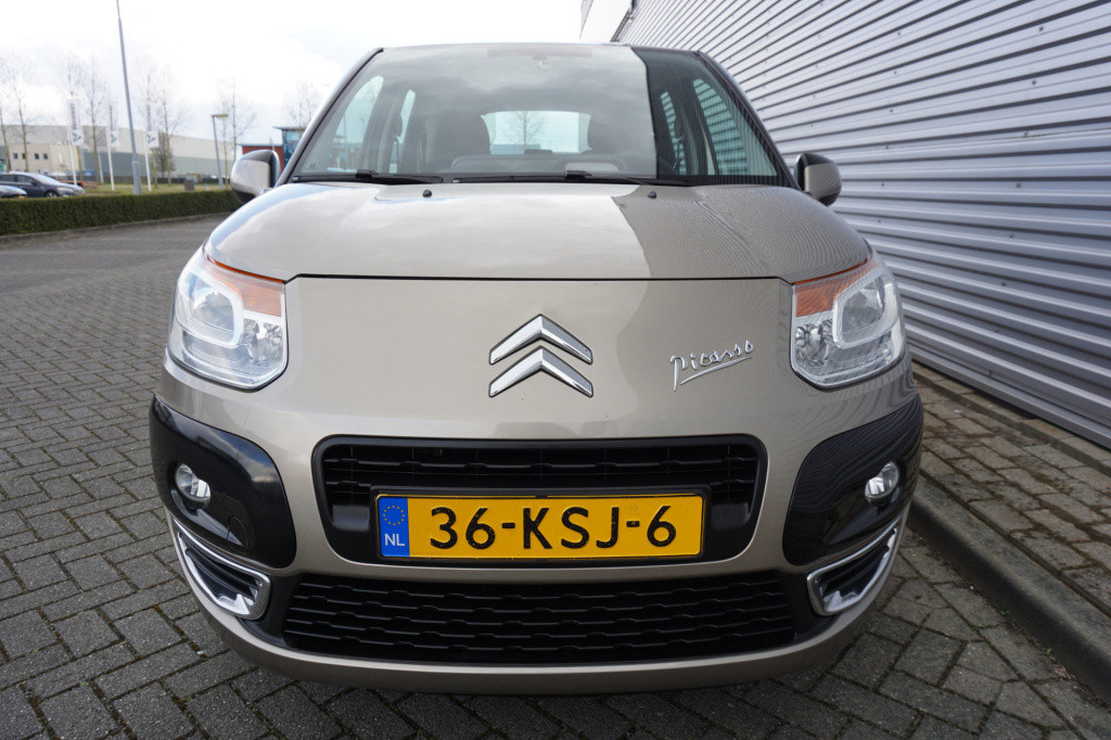 Citroen C3 picasso 1.4 vti aura airco  / elektr. ramen / trekhaak / nap
