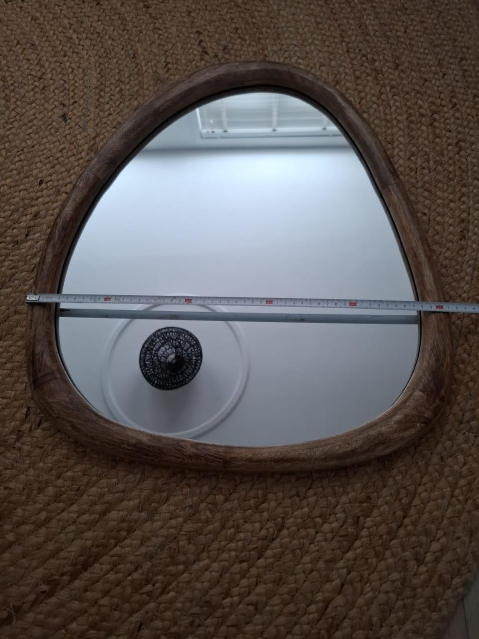 Mooie houten spiegel