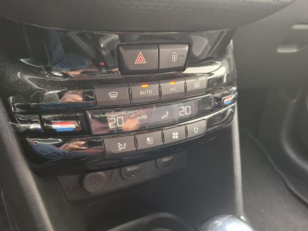 Peugeot 2008 suv 1.6 vti 120 pk allure automaat clima/trekhaak