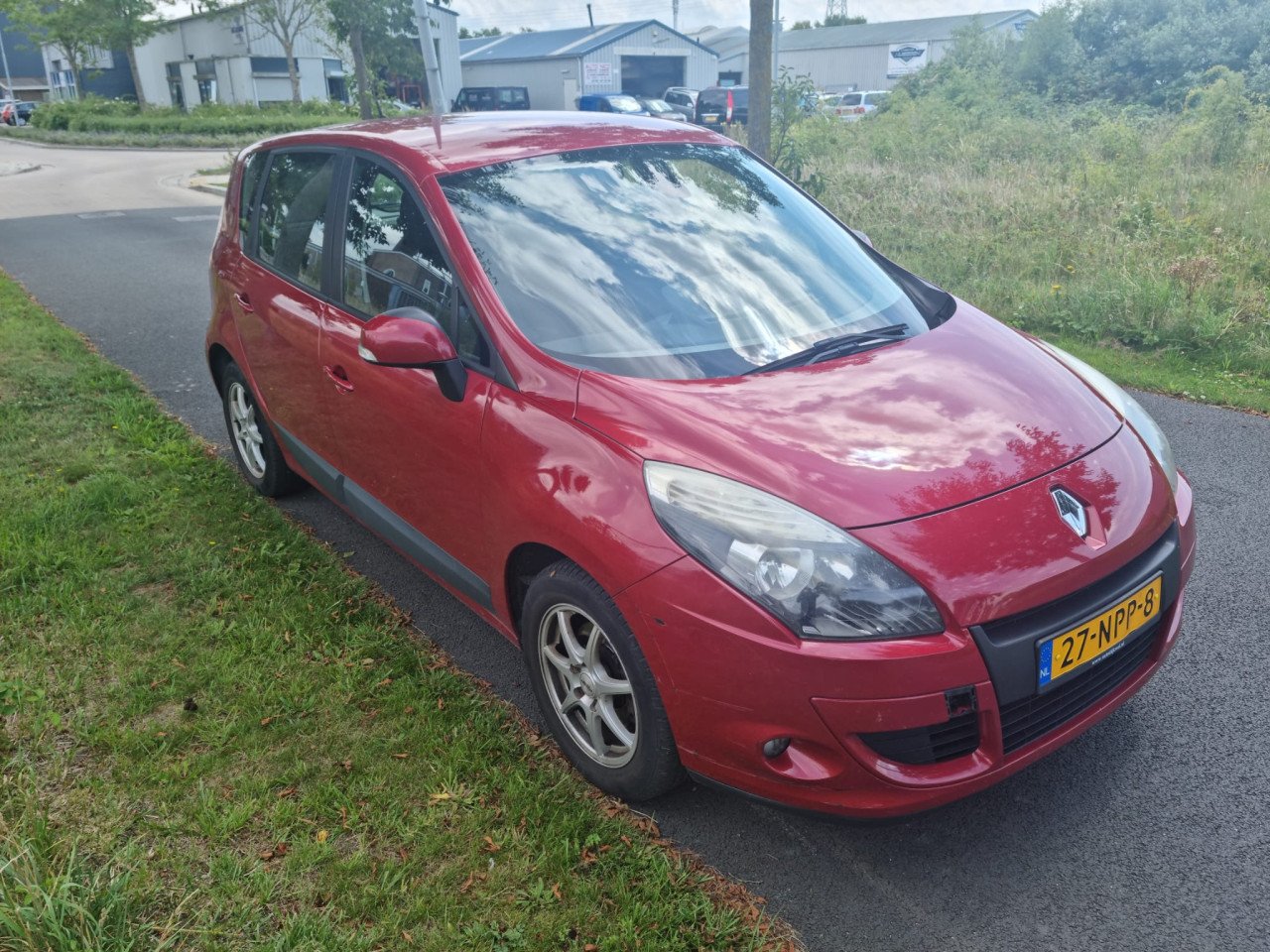Renault scenic 1.4tce bj 2010 apk 10-25