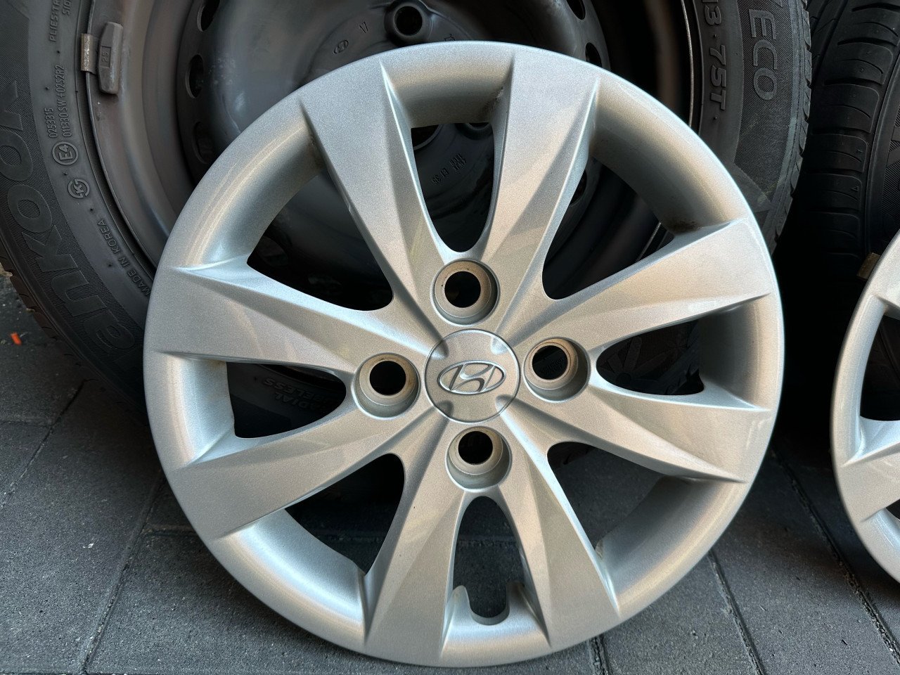 Hyundai originele wieldoppen 13 inch