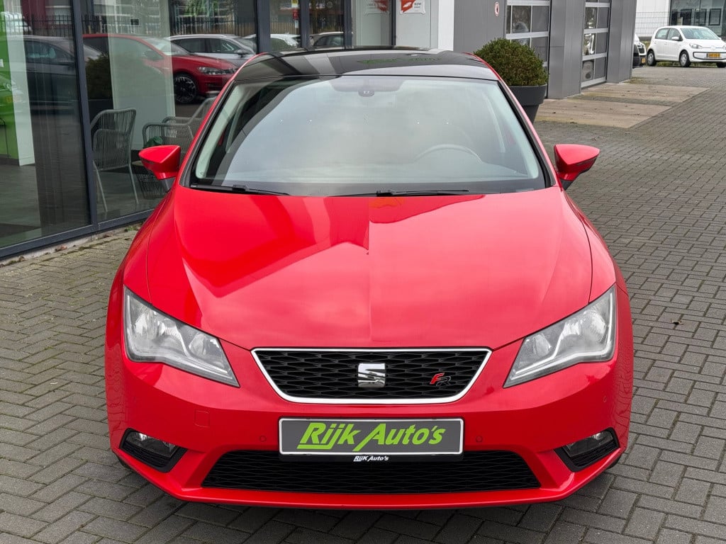 Seat Leon 1.2 tsi style * cruise control * navigatie * clima * pdc 2x