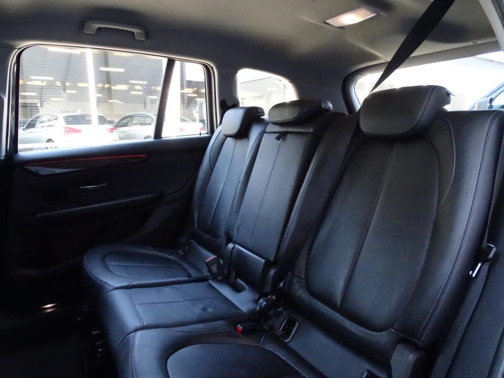 BMW 2-serie gran tourer 218i | leder | hud | bluetooth