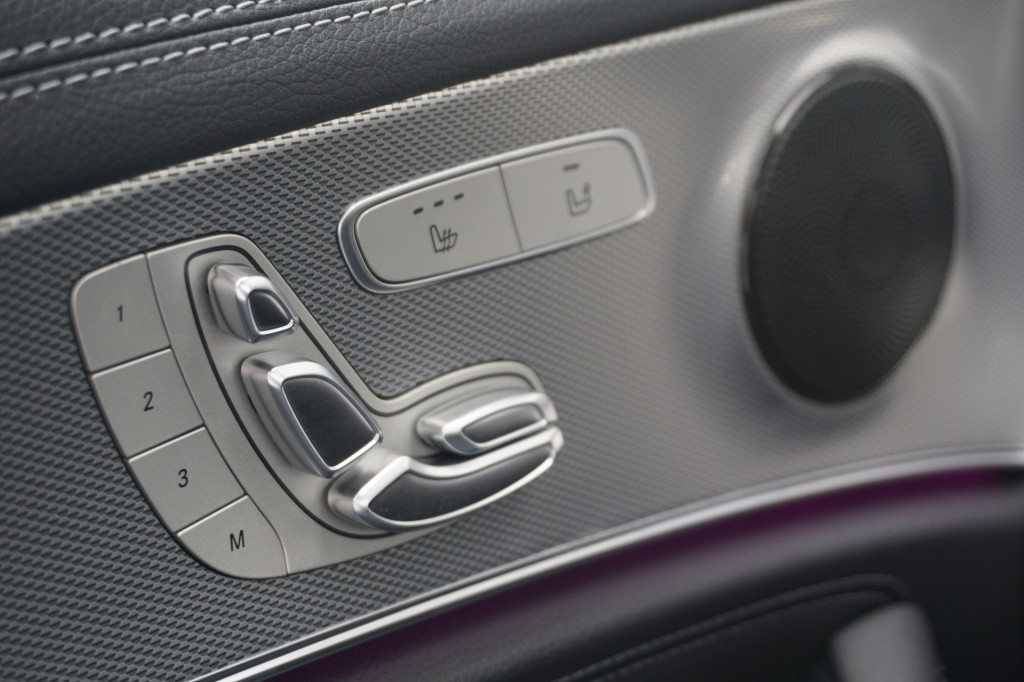 Mercedes-Benz E-Klasse estate 200 premium luxury l panorama dak l massage l
