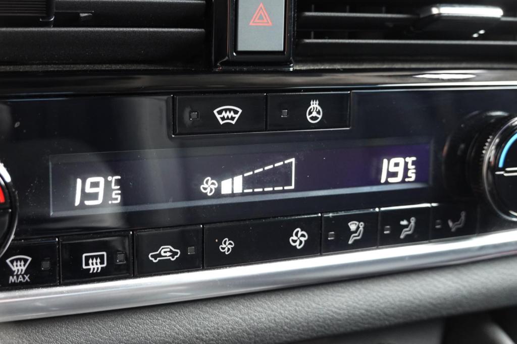 Nissan Qashqai 1.3 mhev xtronic n-connecta