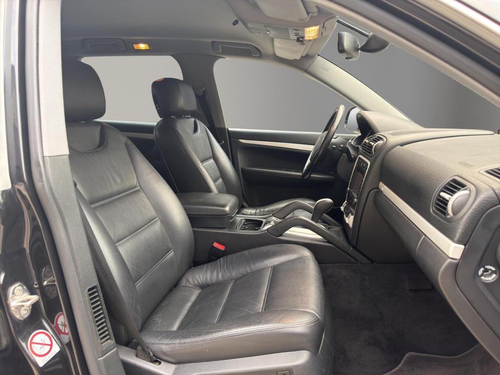 Porsche Cayenne 3.2 leder luchtvering xenon