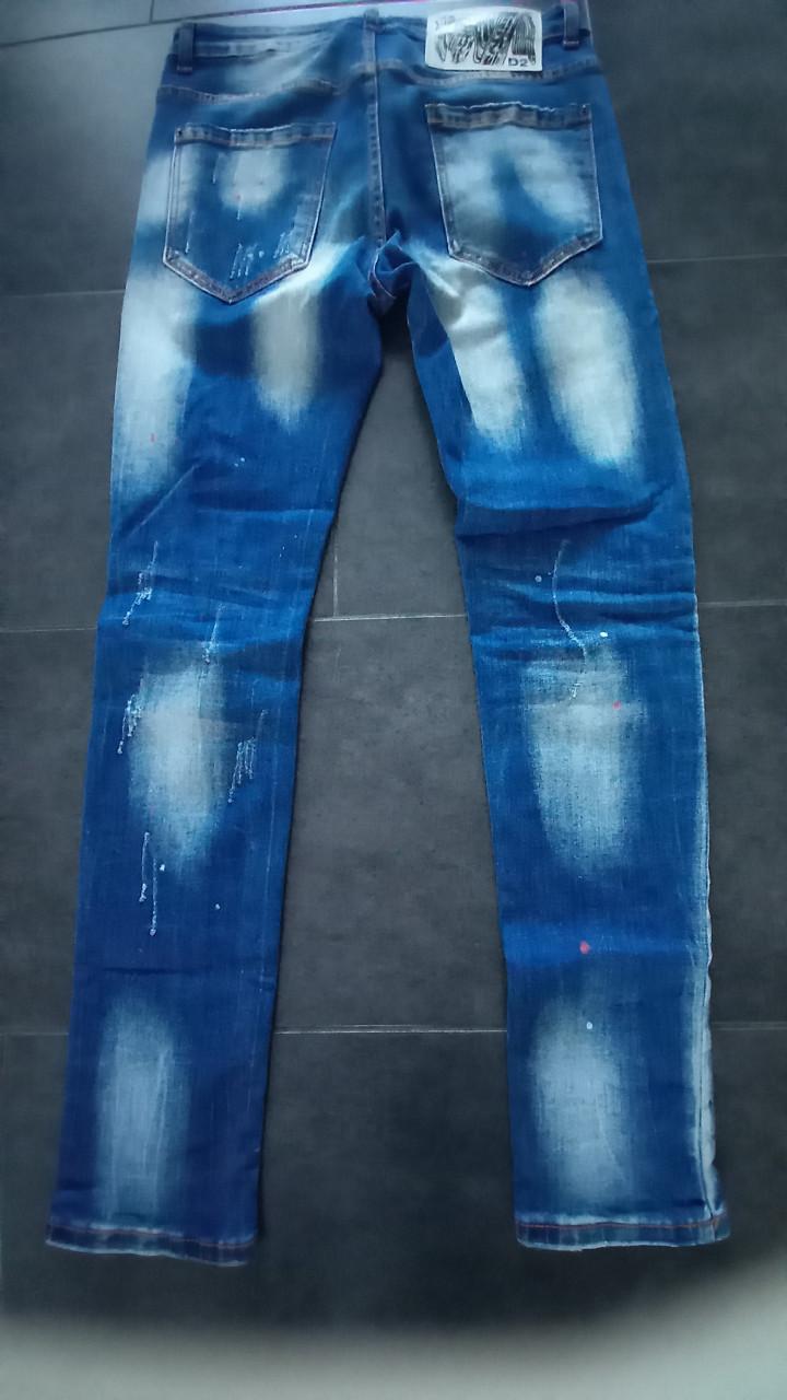 2 stuks dsquared2 spijkerbroeken, 2 voor prijs van 1