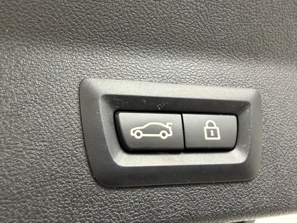 BMW X3 xdrive30e high m-sport | panoramadak | memory | tansanitblau |