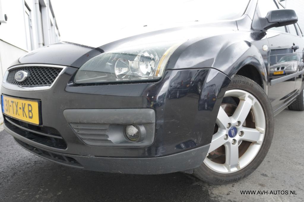 Ford Focus wagon 2.0-16v rally edition