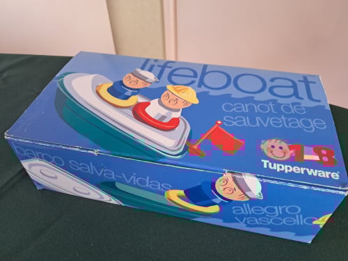 Tupperware reddingsboot