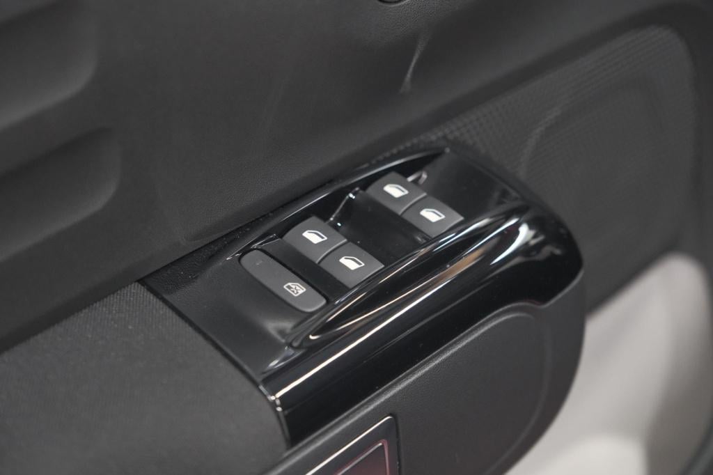 Citroen C3 puretech 82 s&s shine | camera | apple carplay | parkeersensoren