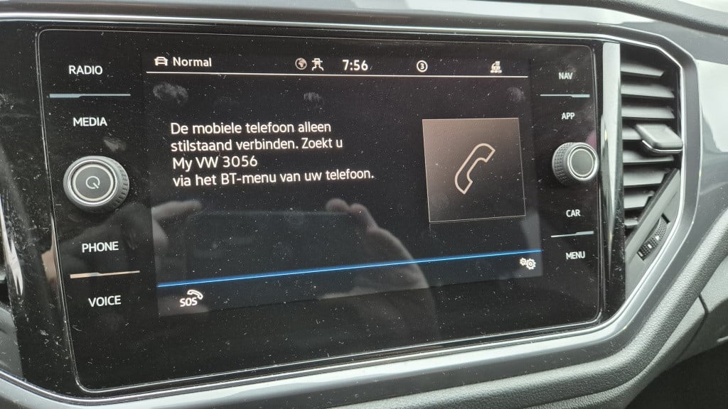 Volkswagen T-roc 1.5 tsi sport r *navi*camera*virtual*acc*blind-spot*clima*