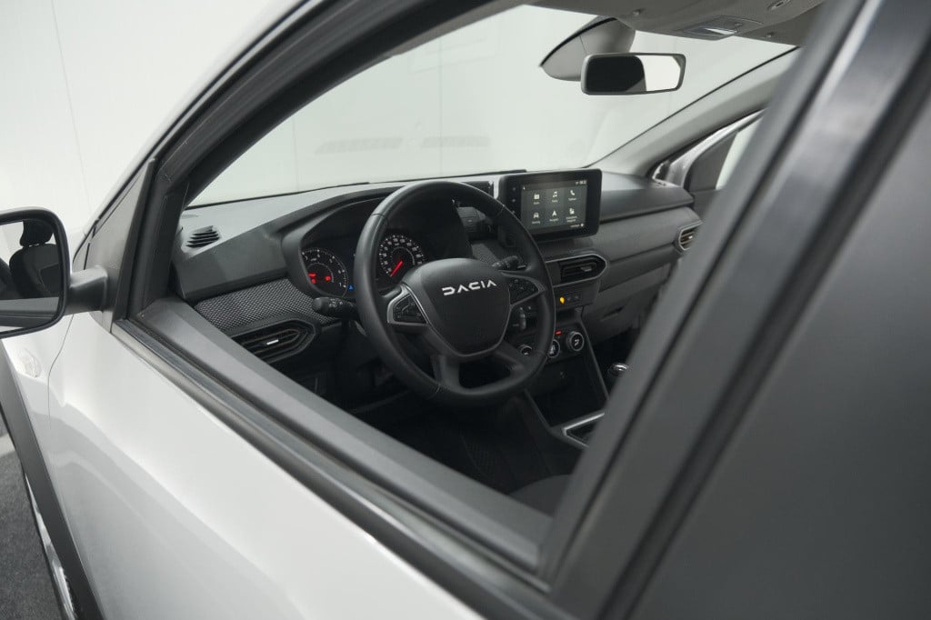 Dacia Sandero Stepway tce 90 expression | camera | dodehoekdetectie | navig