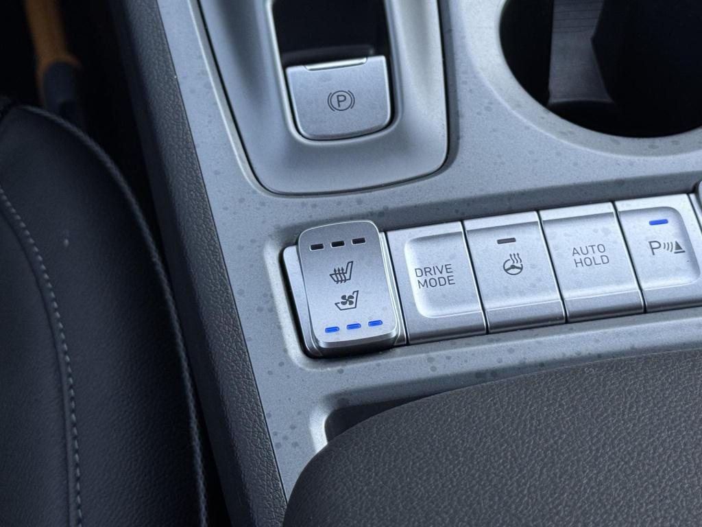 Hyundai Kona ev premium 64 kwh soh 97%, 3-fase lader nl-auto!