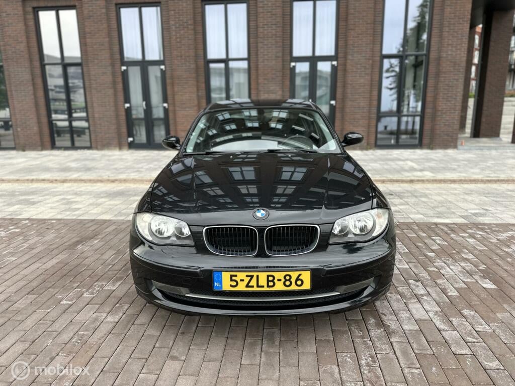 BMW 1-serie, 116i High Executive Clima km188.910 Nap 5deurs BJ2010