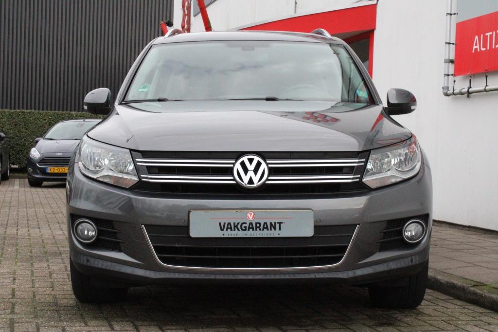 Volkswagen Tiguan 1.4 tsi sport&style + trekhaak electrisch wegklapbaar