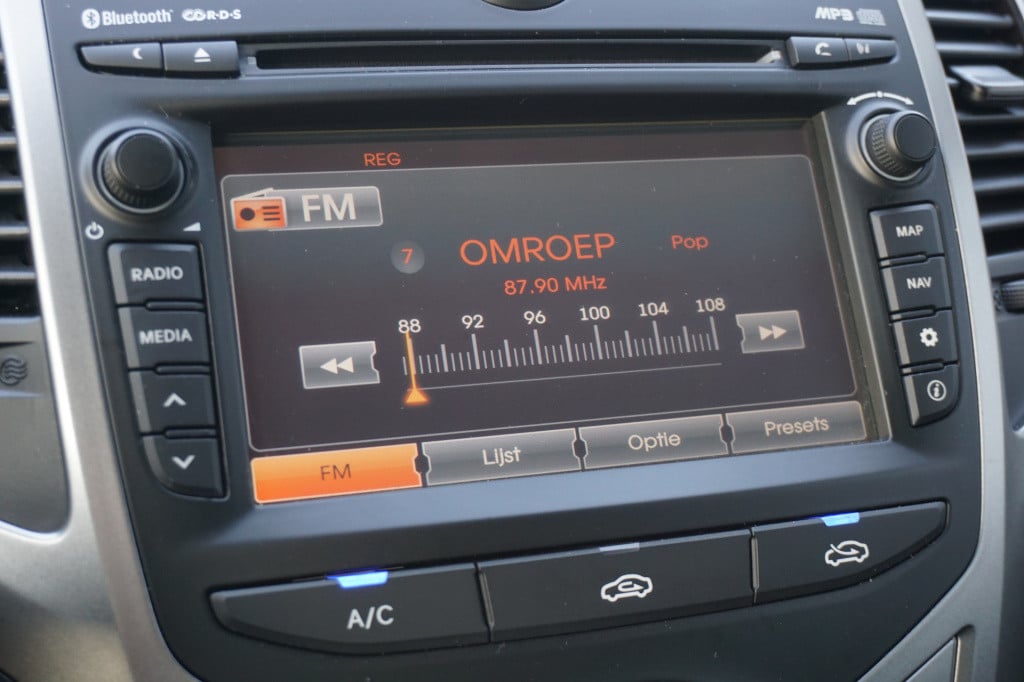 Hyundai Ix20 1.4i i-magine airco / navi / camera / cruise / trekhaak / park