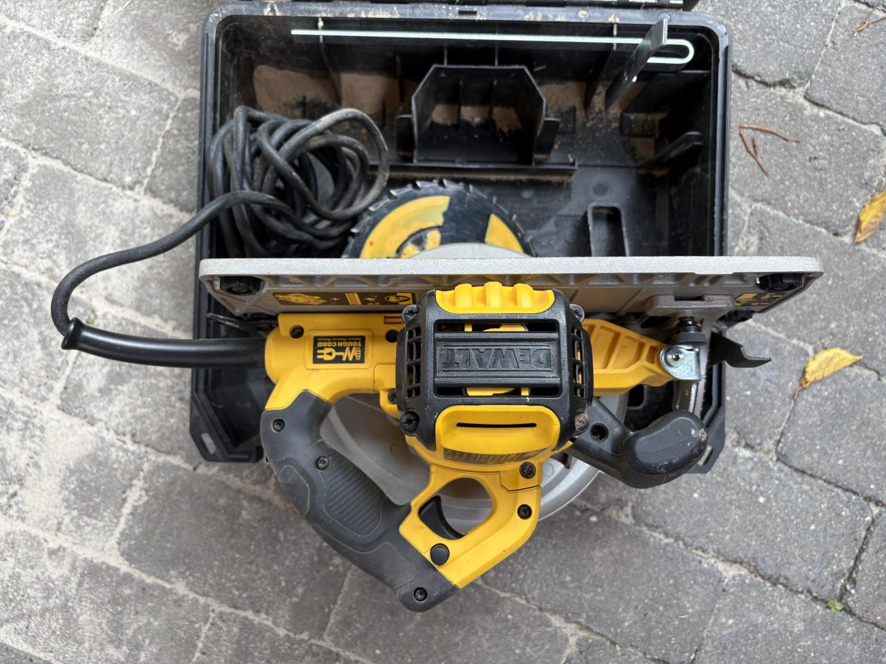 DeWALT DWE576K-QS Cirkelzaag DEFECT!