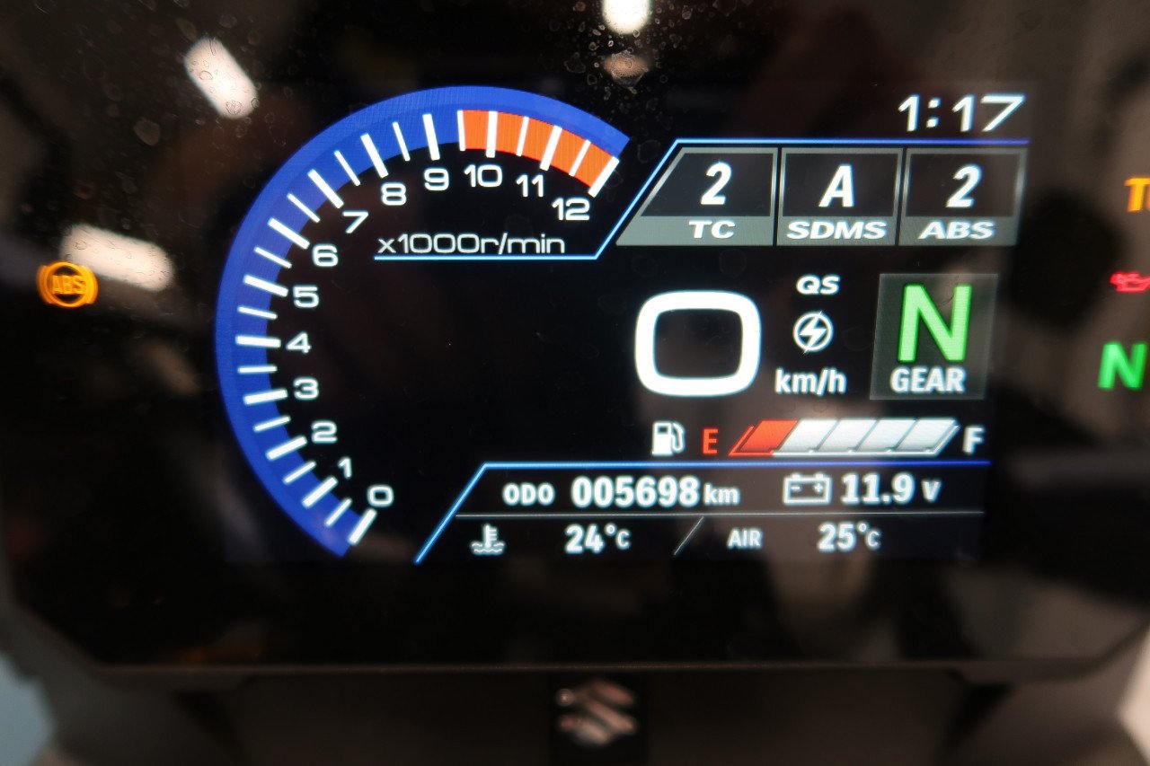 Suzuki V-Strom 800DE 2025 BTW motor