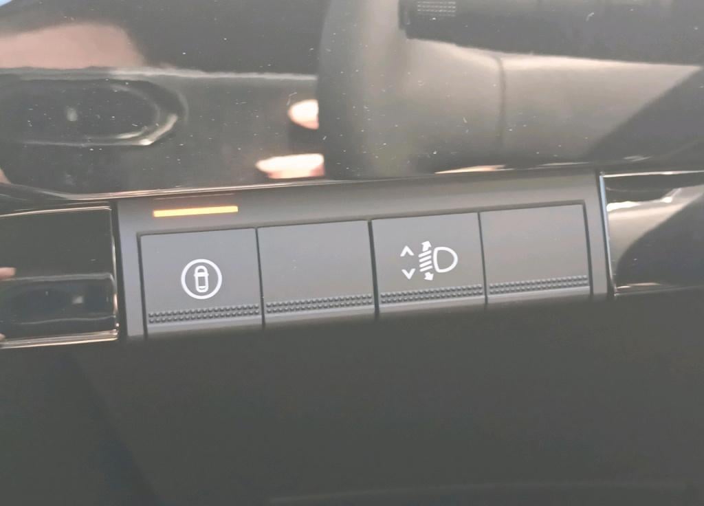 Renault Clio 1.8 hybrid 160 techno - lichtmetalen wielen 18"
