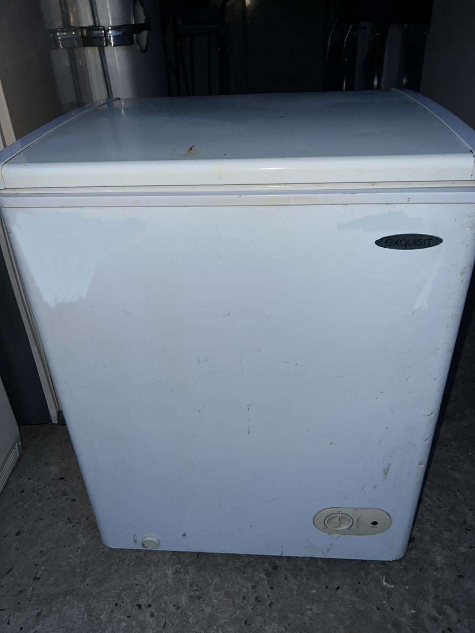 Vrieskist /vriezer 100 liter 85x60 cm Energielabel A schonn en netjes