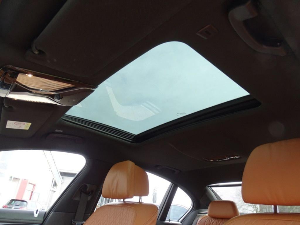 BMW 7 Serie 740e iperformance high executive m-sportpakket | driving assist