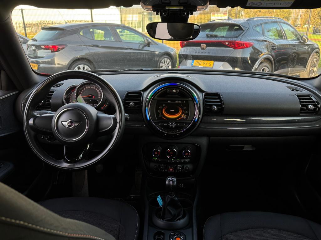 Mini Clubman mini 1.5 one * stoelverwarming * pdc * navigatie