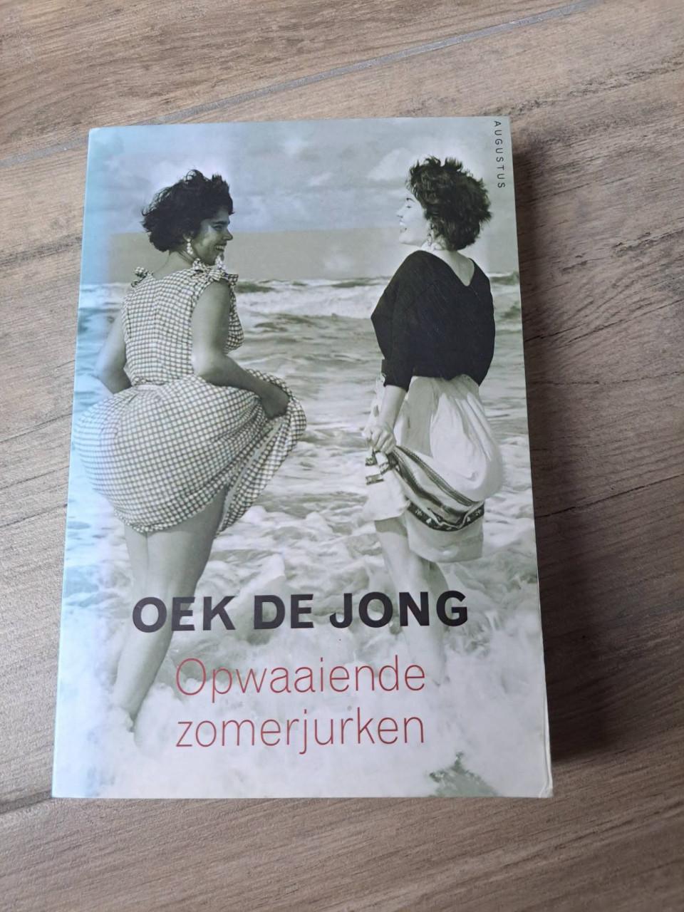 Roman Opwaaiende zomerjurken van Oek de Jong