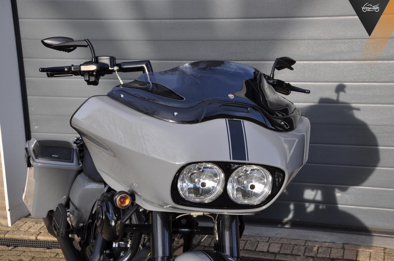 Harley-Davidson Road Glide ABS 103