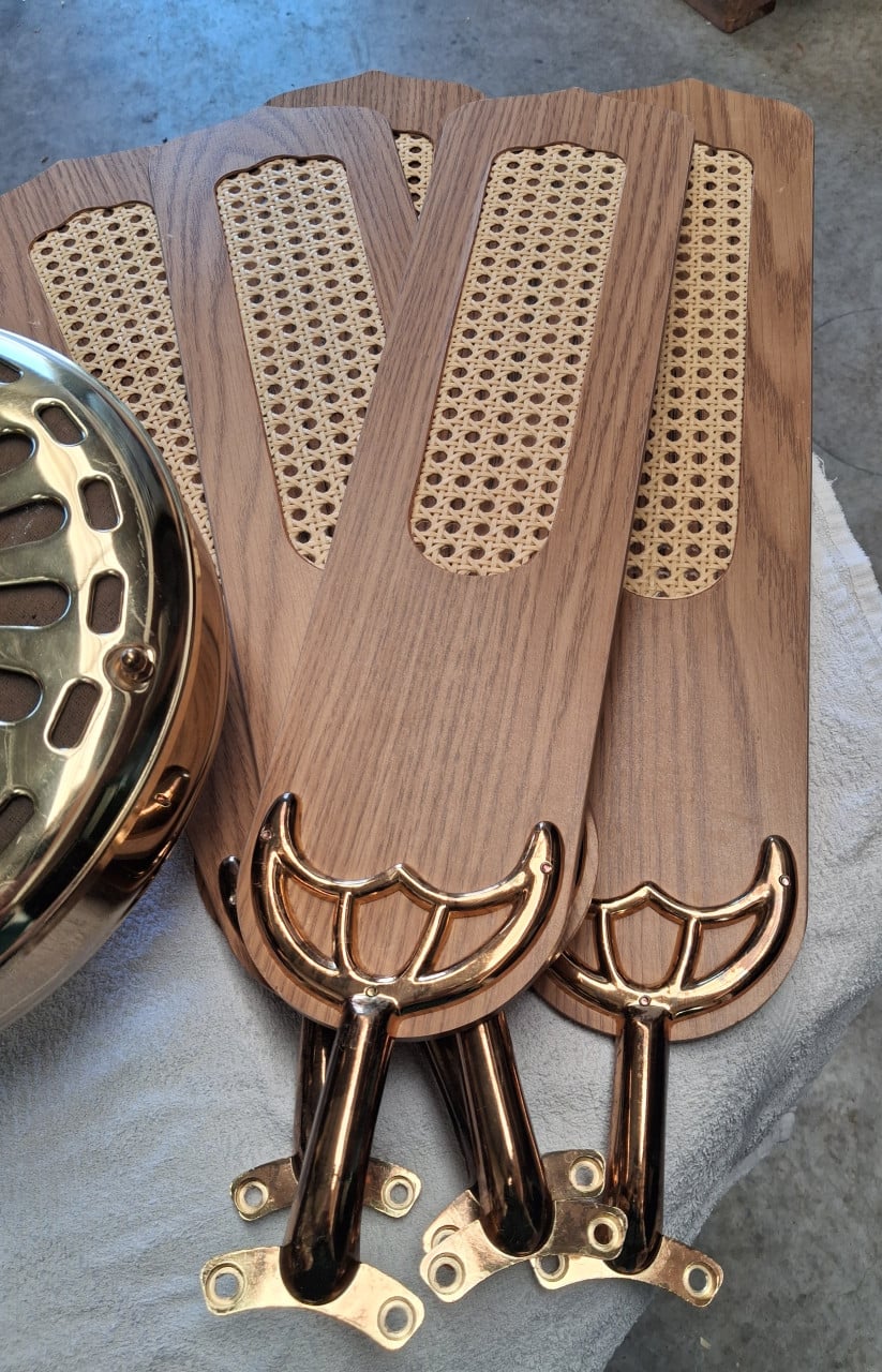 Messing plafondventilator.