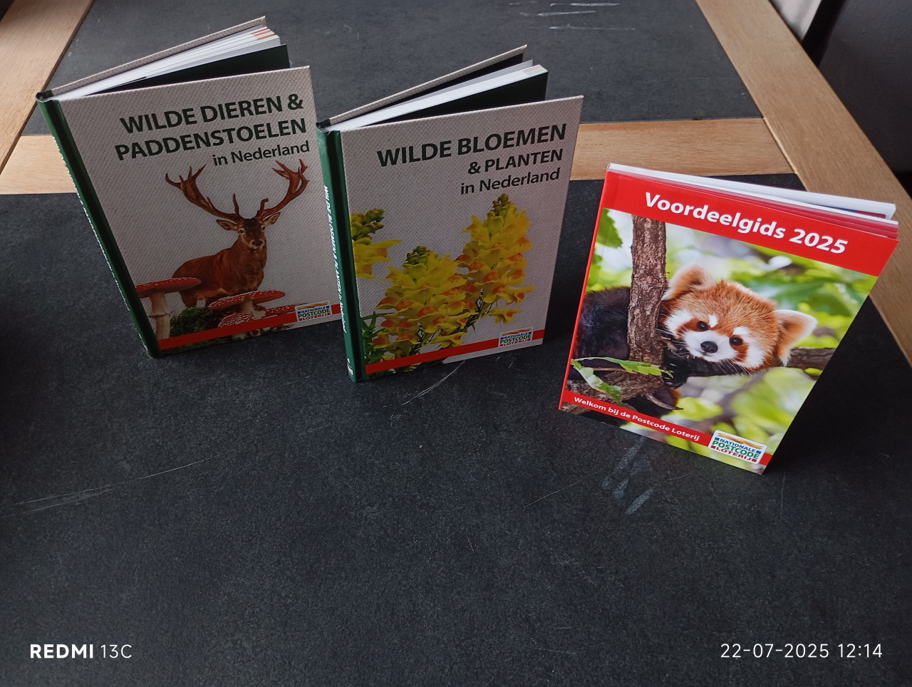Boekjes voordeelgids/wilde bloemen en planten/wilde dieren en paddestoelen