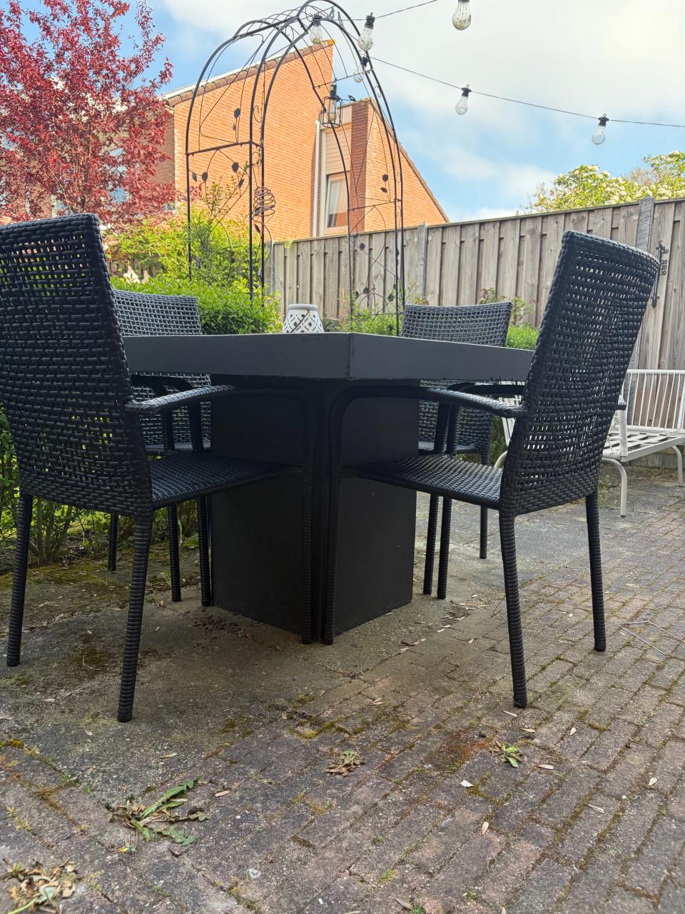 Tuintafel beton 105x105