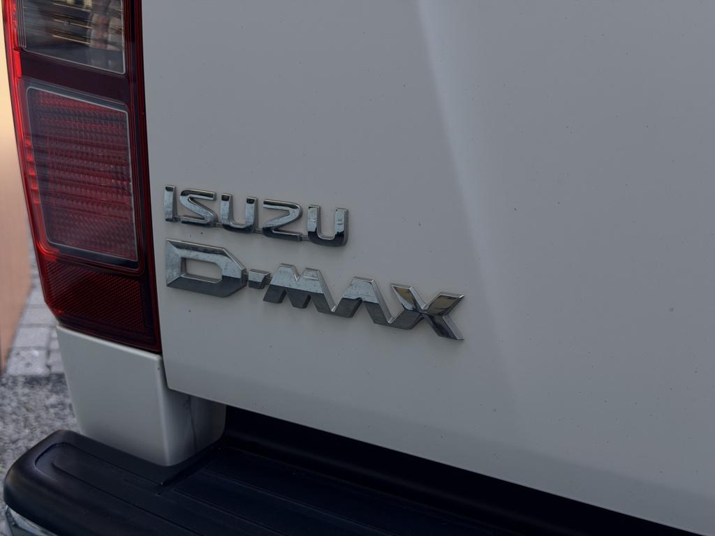 Isuzu D-max 2.5 extended cab ls | ex. btw | radio | trekhaak