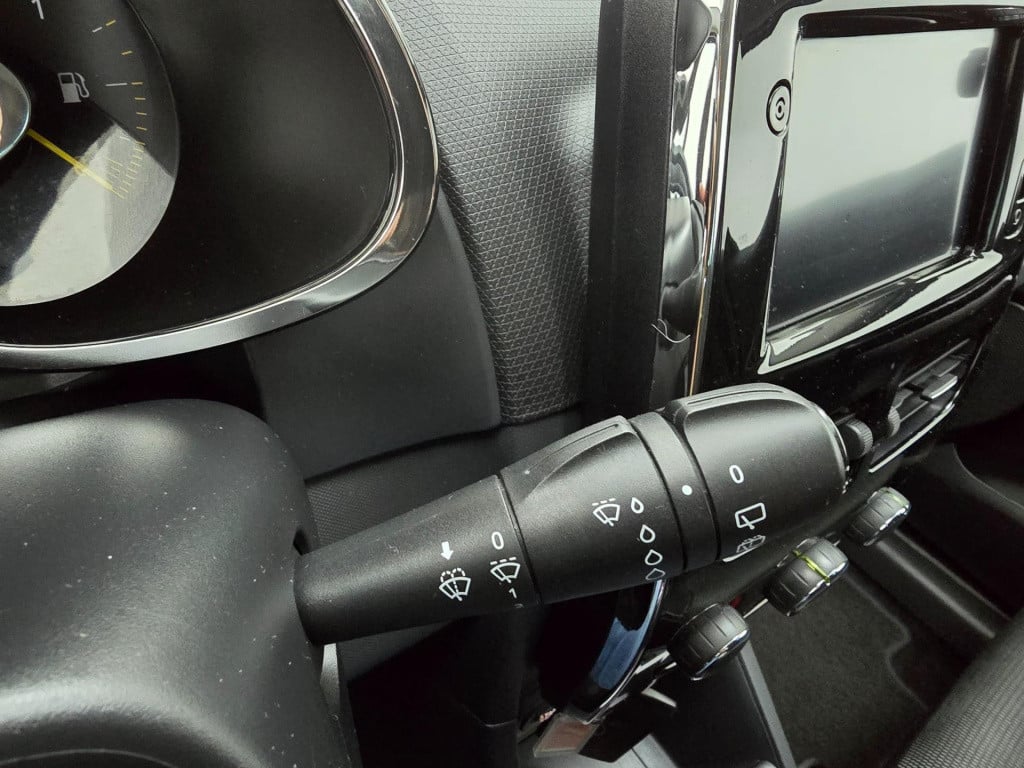 Renault Clio occasion zuinige auto en cruisecontrol | tweedehands renault c