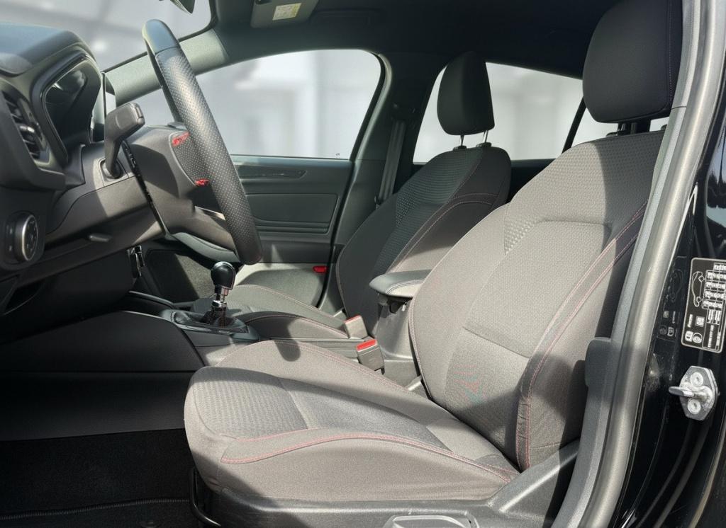 Ford Focus wagon 1.0 ecoboost st line business