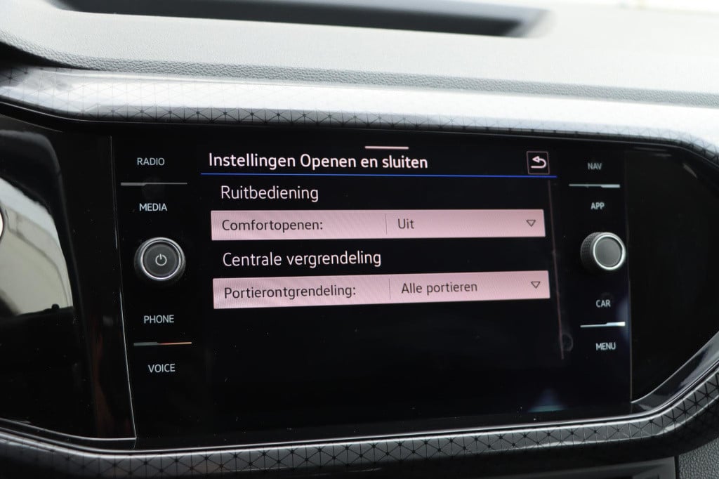 Volkswagen T-cross 1.0 tsi style 110pk dsg7