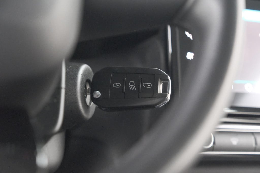 Citroen C3 Aircross puretech 110 feel | navigatie | parkeersensoren | clima