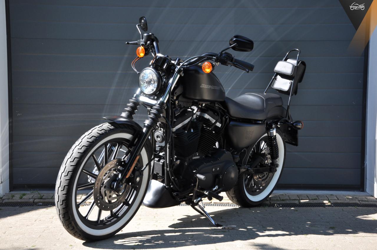 Harley Davidson XL 883N Sportster Iron