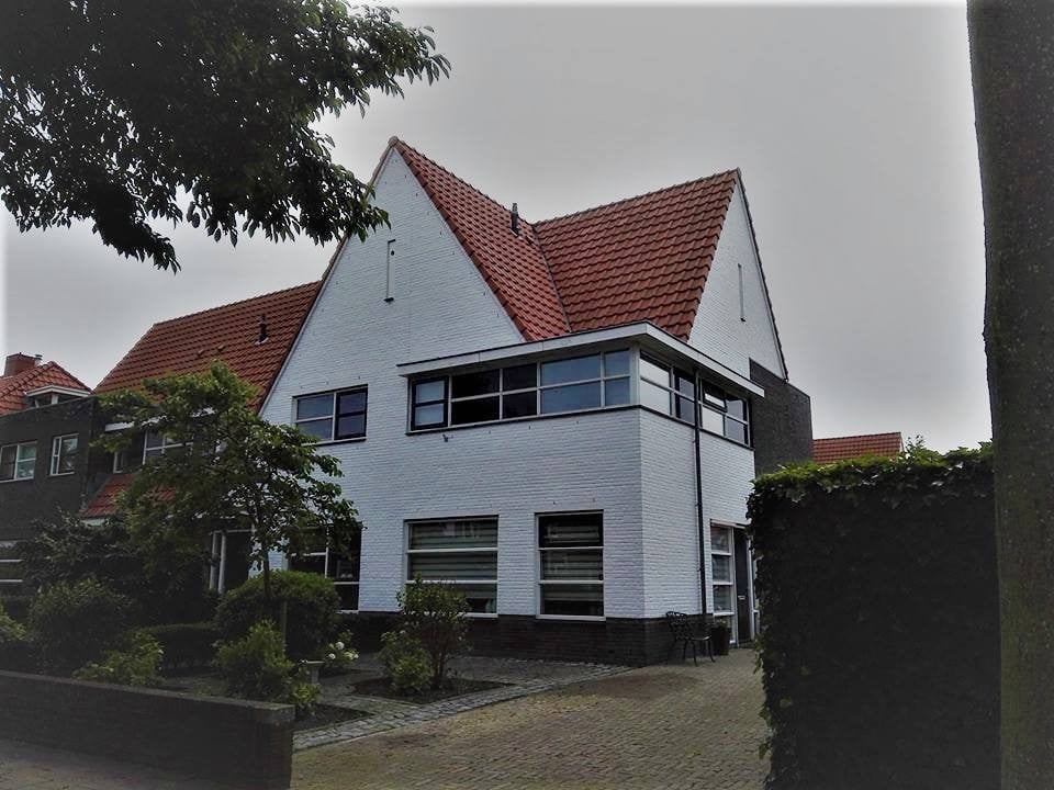 Schilderen  & behangen,  plaats nu uw opdrachten voor na de zomer.