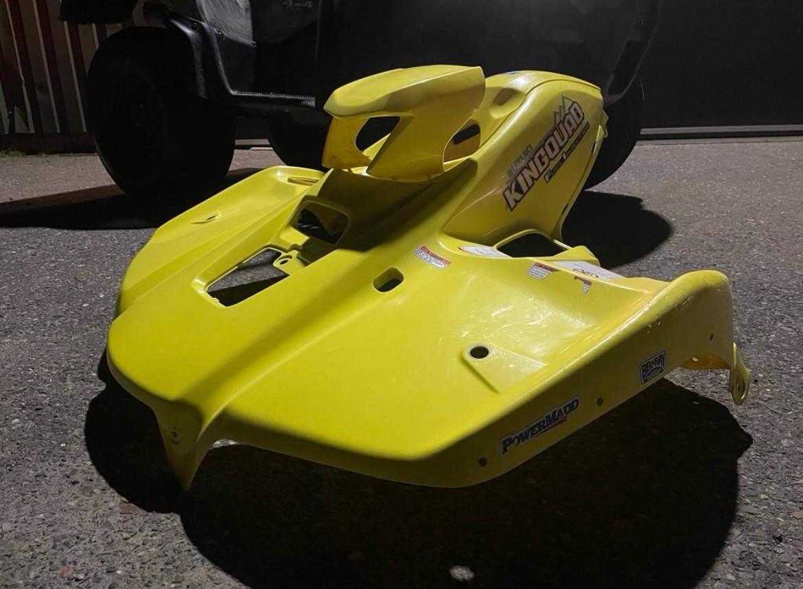 Front fender suzuki king quad