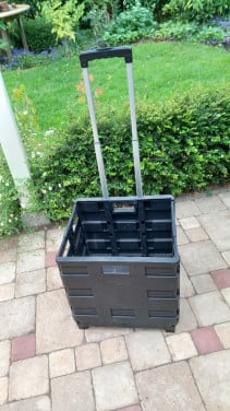 Opvouwbare trolley met krat