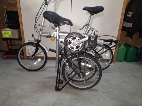 2 vouwfietsjes buzbike
