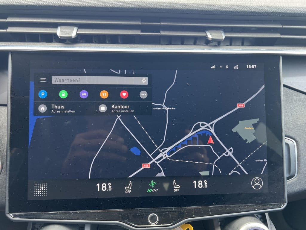 Lynk & Co 01 1.5 261pk phev plug in hybrid ,trekhaak , pano dak,car play