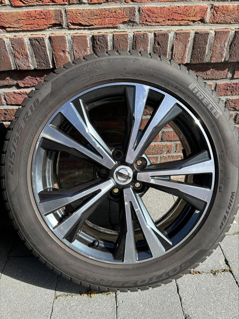 Pirelli Sottozero 3 Winterbanden + Velgen – 215/55 R18
