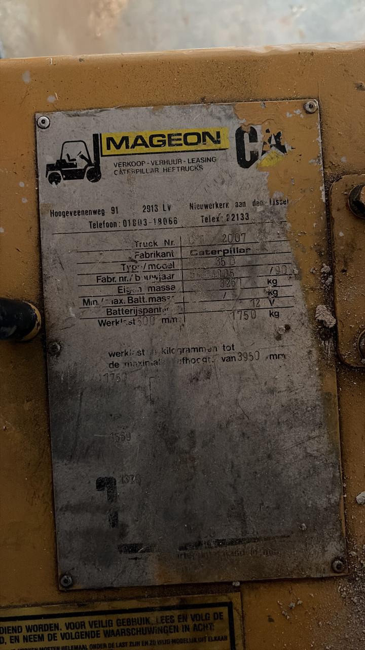 Cattepiller lpg heftruck