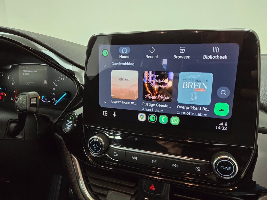 Ford Fiesta occasion 1.0 ecoboost titanium met cruisecontrol en carplay rad