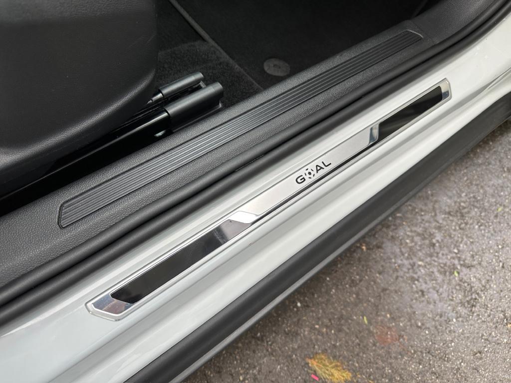 Volkswagen T-cross 1.0 tsi dsg 116pk goal | trekhaak | navi | led | 4-seaso