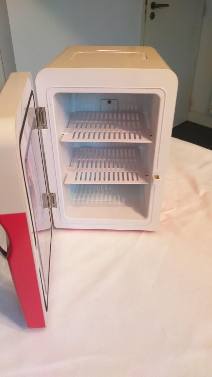 MINI  Koelkastje voor thuis of auto