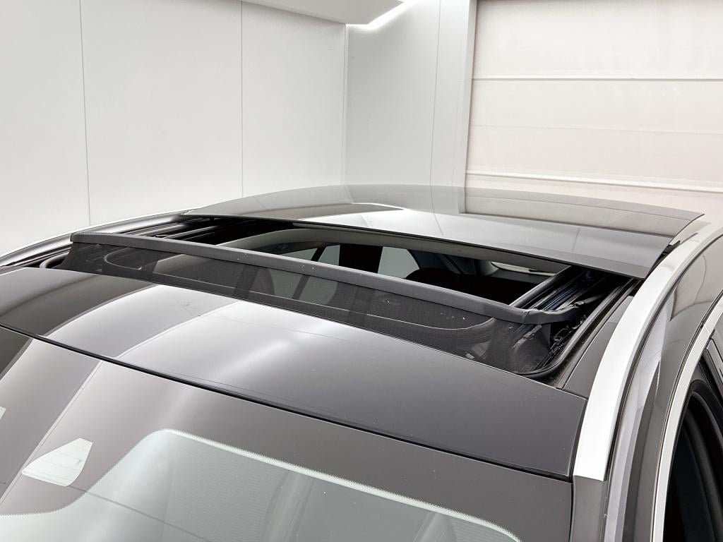 Mercedes-Benz C-Klasse estate 300 e plug-in hybride | panoramadank |  trekh